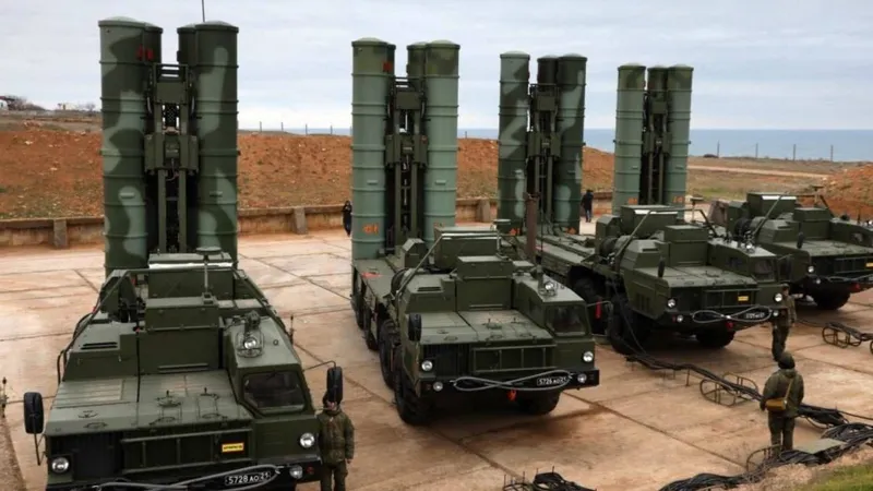 Ucrainenii au distrus un sistem rusesc de rachete S-400 de 1,2 miliarde de dolari Foto. Twitter