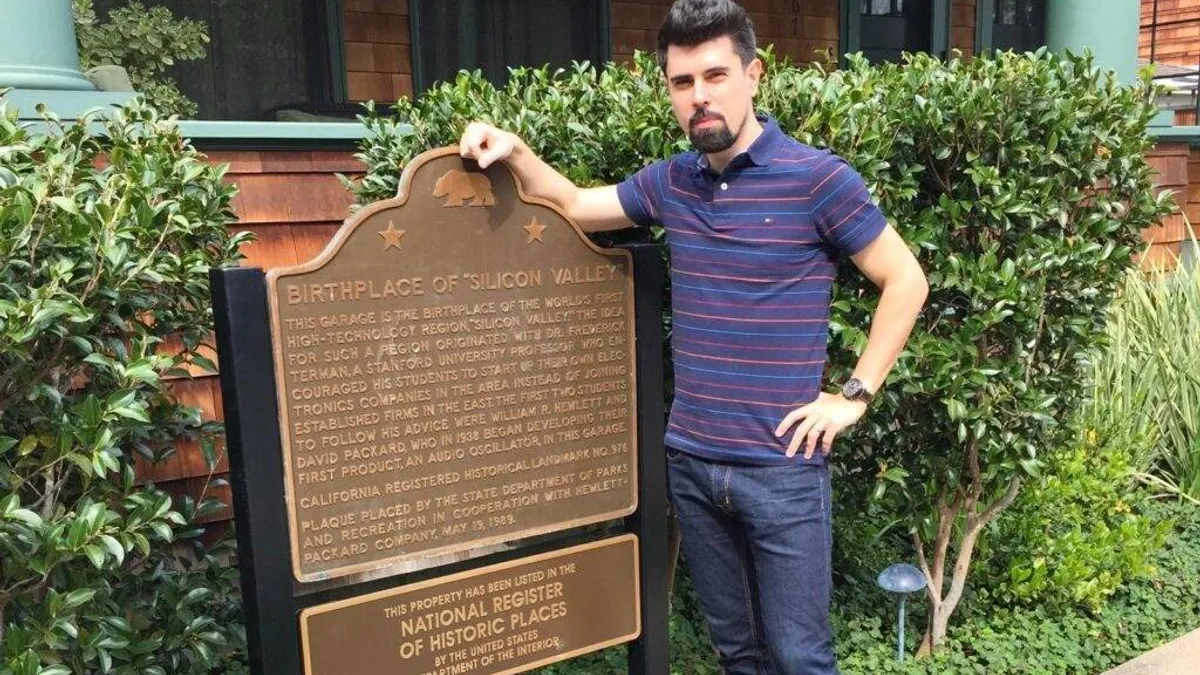 De la casier, în Silicon Valley (sursa: ziaruldeiasi.ro)