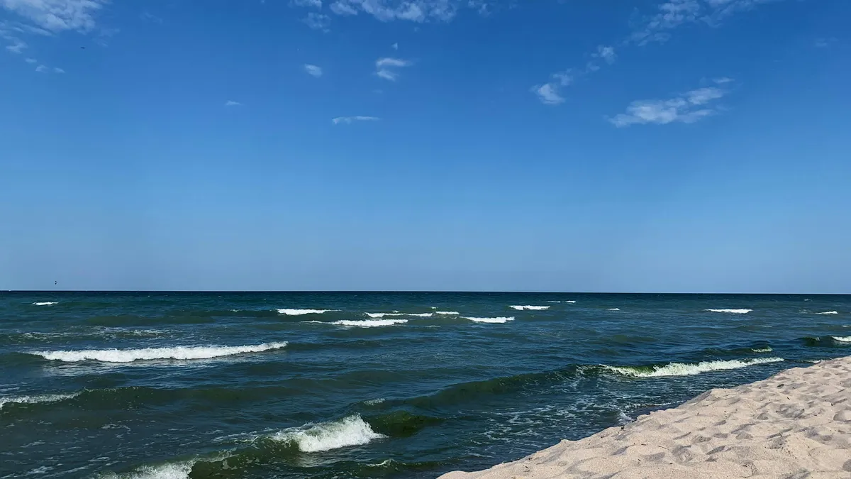 Vacanțe mai ieftine pe litoralul românesc (sursa: Pexels/Diana)