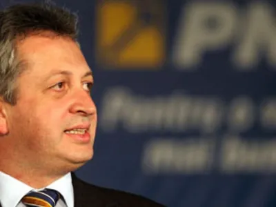 Fenechiu cere revenirea lui Bolojan (sursa: ziaruldeiasi.ro)