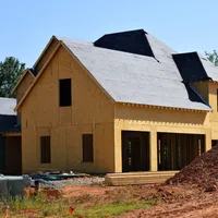 Construcții începute înainte de 25 august: ce acte nu trebuie refăcute și ce poți pierde dacă o iei de la zero