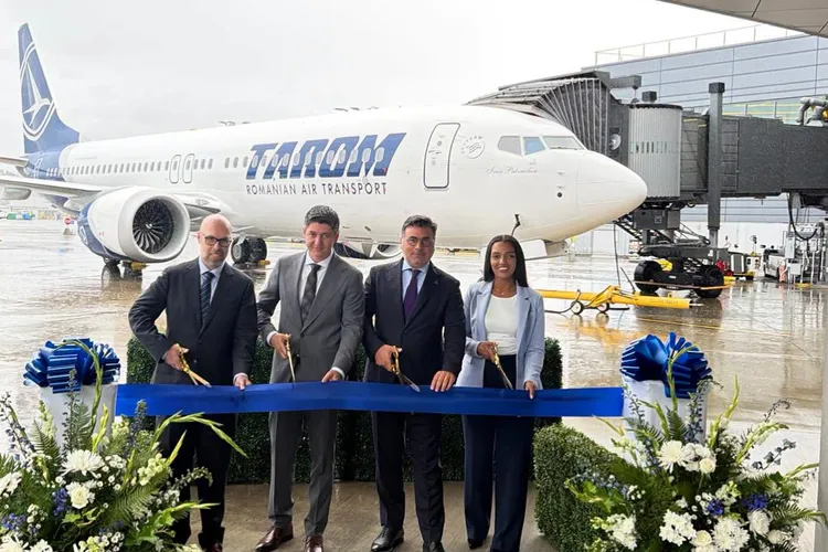 Senatorul USR Cristian Ghinea anunță falimentul Tarom: „Sfatul meu e să nu cumpărați bilet mai mult de 2 luni”. Miruță este ministru interimar la Transporturi
