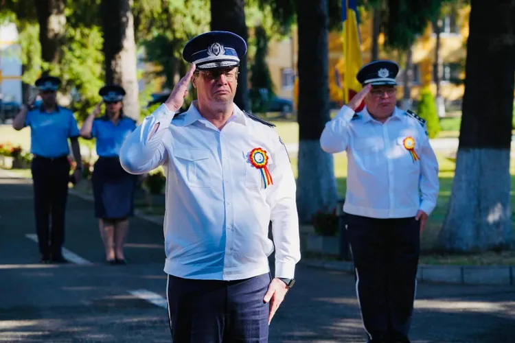 Cum a reușit un polițist din Vaslui să-și ducă pensia specială la 13.000 lei/ lună Foto: Poliția Română