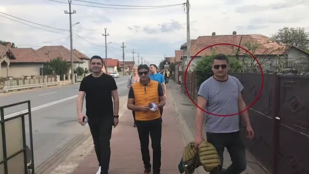 Șeful Cadastrului, Laurențiu Blaga, clientul PNL/Florin Roman, definit de presă drept „obsedatul de contracte cu statul” – poza 1