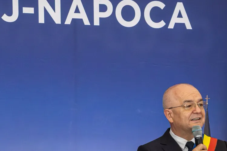 Metroul Cluj, mai important decât A8 (sursa: Facebook/Emil Boc)