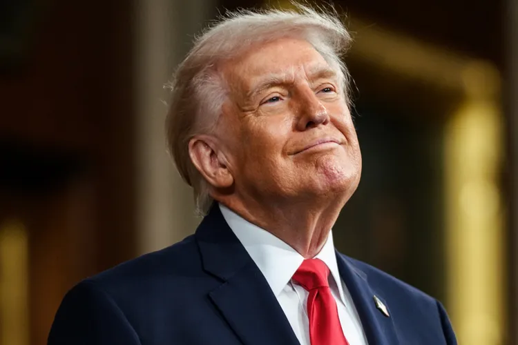 Trump urmărește zilnic bombardamentele din Iran (sursa: Facebook/The White House)