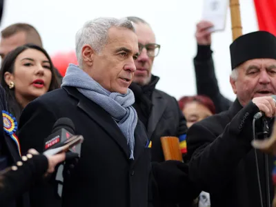 Protestatar anti-Călin Georgescu, agresat pe stradă (sursa: Inquam Photos/Oana Coțovanu)