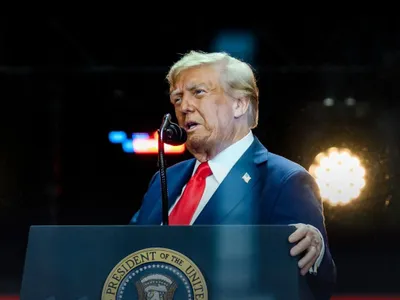 Paracetamolul nu provoacă autism (OMS, EMA) (sursa: Facebook/The White House)