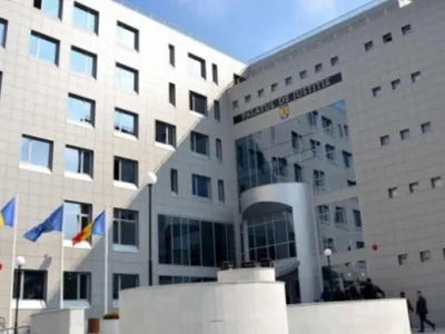 Traficantă de droguri scapă de închisoare (sursa: ziaruldeiasi.ro)