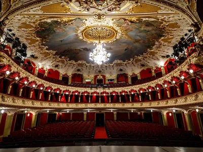 Se caută un director la Operă (sursa: ziaruldeiasi.ro)