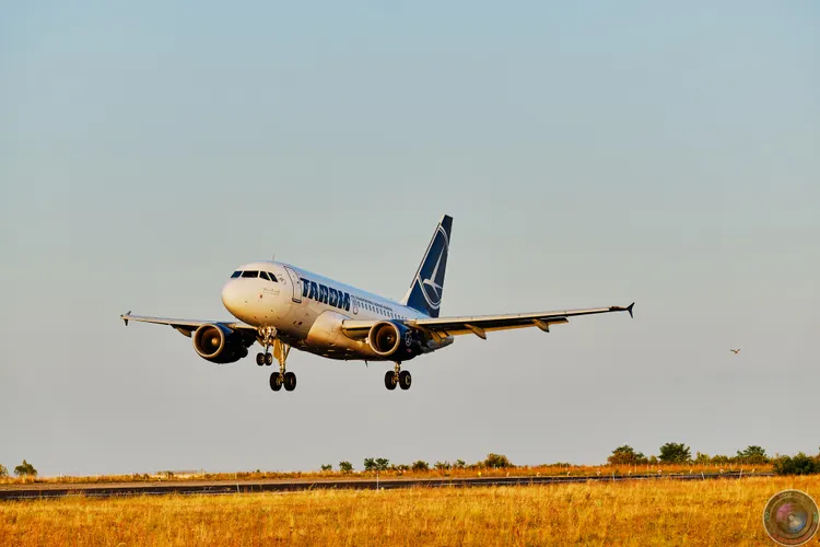 Tarom vinde bilete ieftine Foto: Facebook