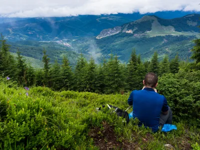 Vouchere de vacanță 2026: bugetarii pot primi 800 de lei impozitabili, dar nu îi pot cheltui oriunde