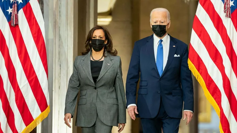 Biden și Harris apără dreptul la avort (sursa: Facebook/The White House)