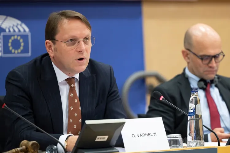 Cazul Oliver Varhelyi, UE finalizează ancheta (sursa: X/Oliver Varhelyi)