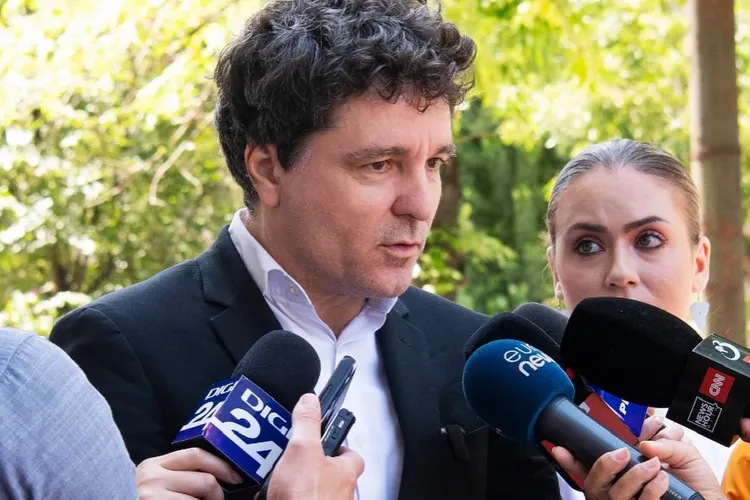 Nicușor Dan: Bazinul de la „Lia Manoliu” și cel de la Ștrandul Tineretului sunt ale Agenției Naționale pentru Sport. În noul PUG se va regăsi și un bazin al PMB