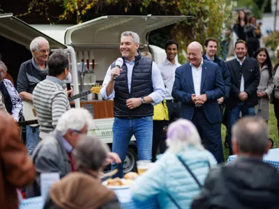 Partidul cancelarului Nehammer a pierdut zece procente Foto; Facebook