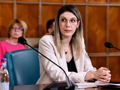 PSD a votat alături de AUR moțiunea simplă împotriva lui Buzoianu Foto: Facebook