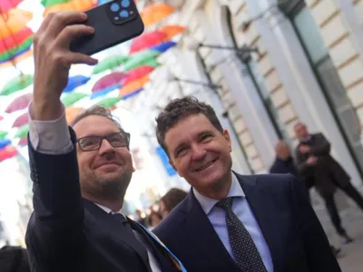 Combaterea influenţei Rusiei, prioritatea directorului SRI (sursa: Facebook/Dominic Fritz)