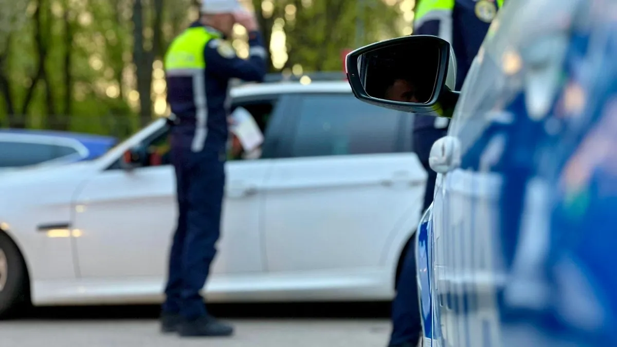 Amendă anulată, polițiști acuzați de discriminare (sursa: Facebook/Inspectoratul de Poliție Județean Iași)
