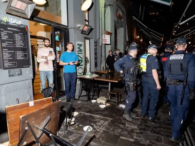 Serie de atacuri antisemite în Melbourne (sursă: X/Hen Mazzig)