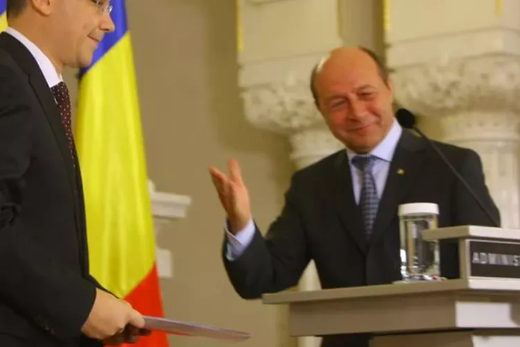 Băsescu îi ia peste picior pe Ponta, Năstase și Geoană Foto: Facebook
