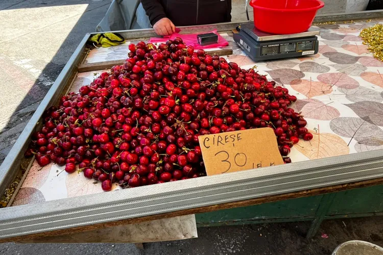 Cireșele de primăvară, costul unui kilogram (sursa: ziaruldeiasi.ro)