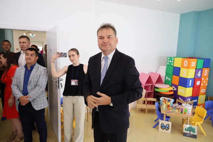 Ministerul Dezvoltării pare să fi abandonat desființarea ANL, cu care Cseke Atilla se lăuda în aprilie Foto: Facebook