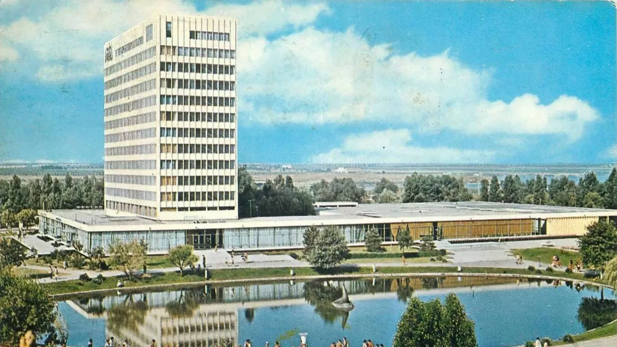 Hotelul Perla din Mamaia va dispărea (sursa: Facebook/Uniunea Arhitectilor din Romania)