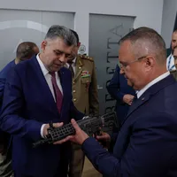 Ciolacu și Ciucă au dat o șpagă electorală camuflată într-un spor de dronă (sursa: Inquam Photos/Octav Ganea)