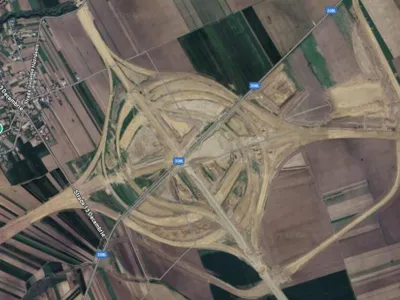 Autostrada A7, vizibilă pe Google Maps (sursa: ziaruldeiasi.ro)