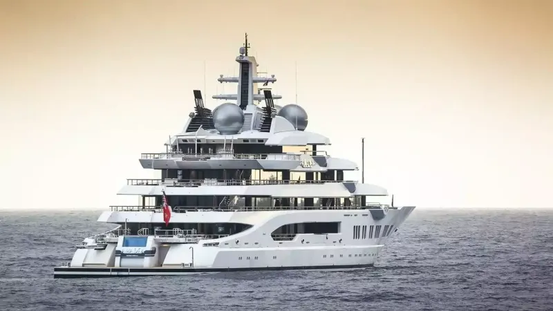 Un iaht rusesc, pierdut de oligarhi (sursa: superyachtfan.com/)