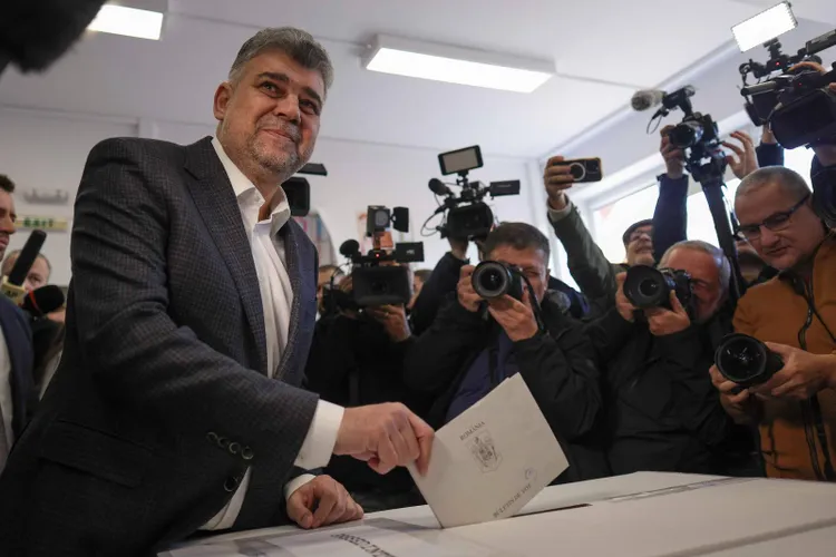 Ciolacu votează pentru România „puternică economic” (sursa: Inquam Photos/Octav Ganea)