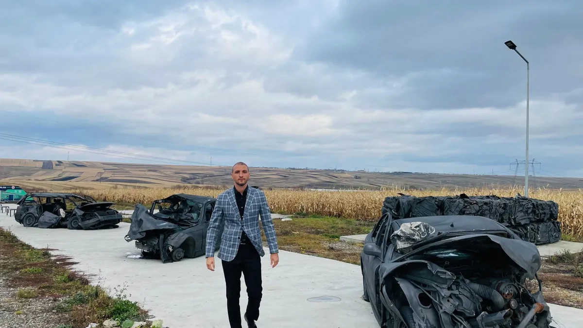 Mandachi s-a supărat pe Aeroportul Otopeni Foto: Facebook