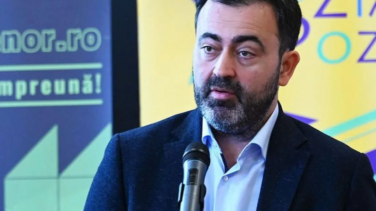 Distrugerea coaliției pune în pericol România (sursa: Facebook/Radu Magdin)