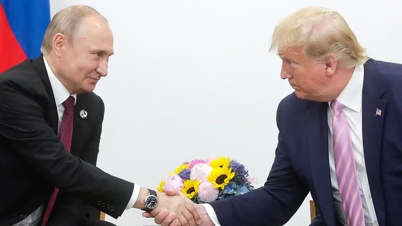 Trump nu comentează relația cu Putin (sursa: kremlin.ru)