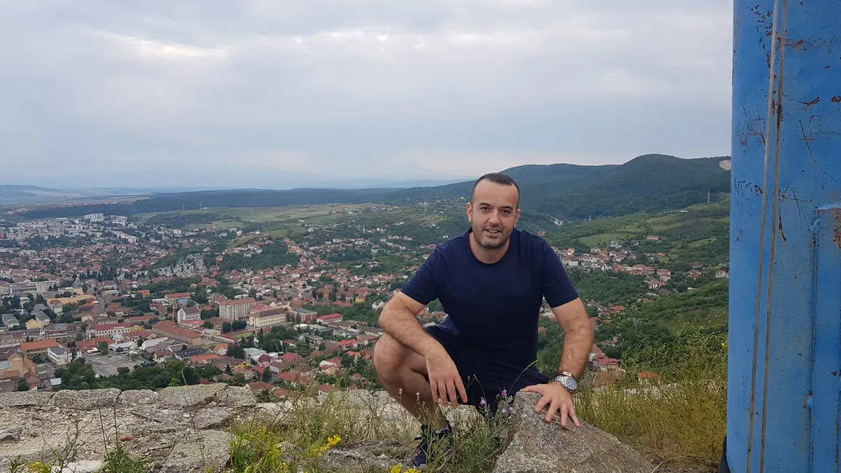 Cel mai înalt funcționar public de la Justiție, secretarul general Bogdan Mateescu, odă lui Savonea pentru că l-a spălat pe Dan Voiculescu Foto: Facebook