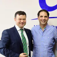 PNL Timiș vrea să-l facă cetățean de onoare al Timișoarei pe conspiraționistul Dan Negru, anunță Marilen Pîrtea, rectorul Universității de Vest