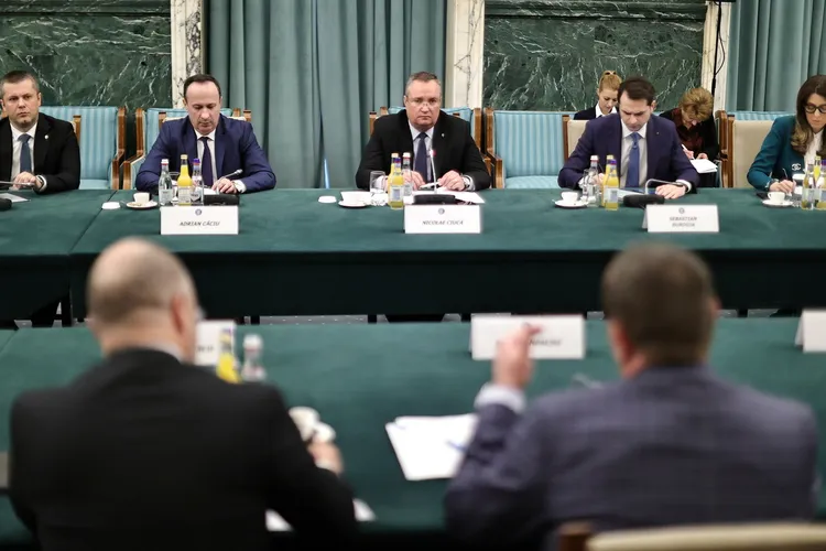 Tăieri masive de salarii sau concedieri în rândul bugetarilor, anunță ministrul Boloș Foto: Facebook Guvernul României