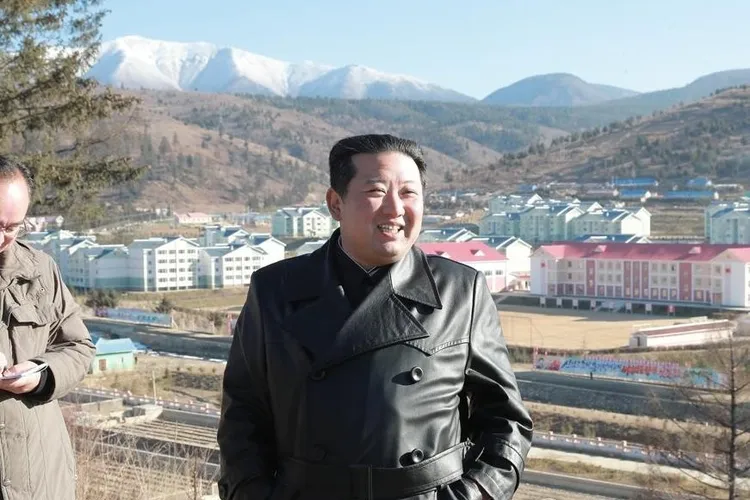 Coreea de Nord primește iar turiști (sursa: Yonhap News)