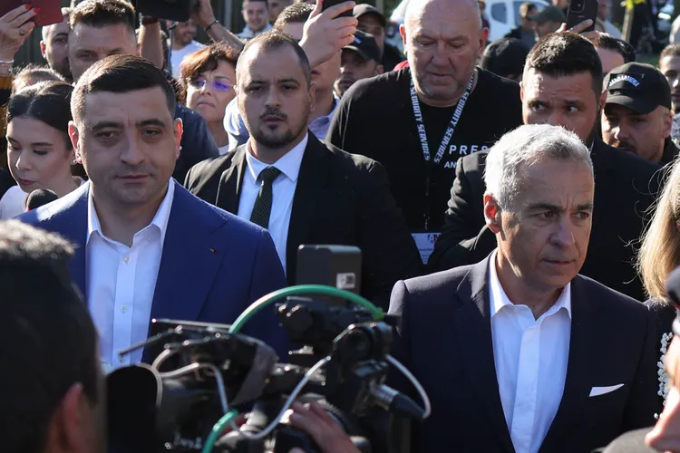 VIDEO Arestarea lui Călin Georgescu îl eliberează pe George Simion („Cum e, de fapt?”, podcastul DeFapt.ro)