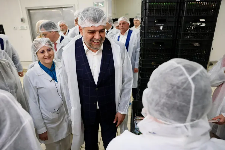 Guvernul Ciolacu nu se oprește din cheltuielile cu bugetarii Foto: Facebook