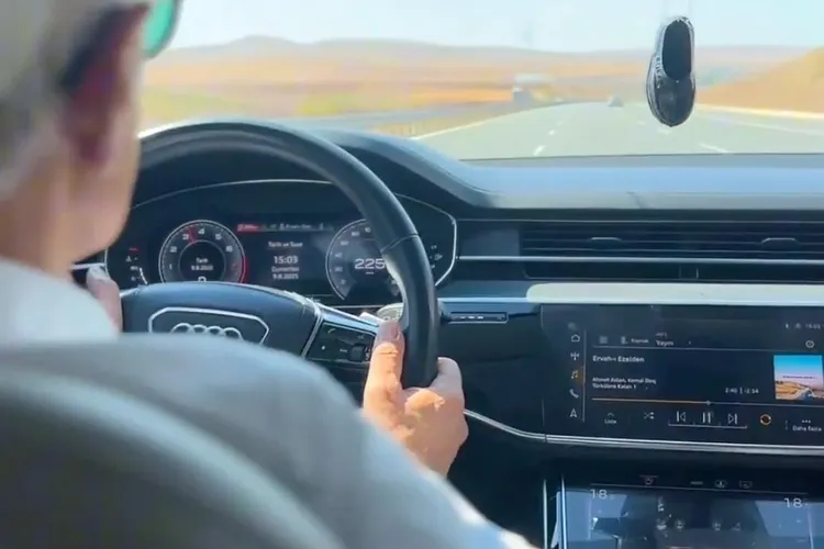 Ministru turc, amendat pentru viteză excesivă (sursa: X/Abdulkadir URALOĞLU)