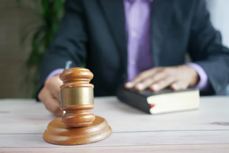 Partajul casei forțat pentru datorii la Fisc (sursa: Pexels/Towfiqu barbhuiya)