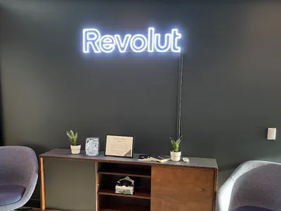 Decizie: conturile Revolut pot fi poprite (sursa: revolut.com)