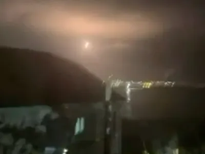 Ucraina lovește ținte strategice în portul rusesc Novorossiisk (sursa: kyivindependent.com)