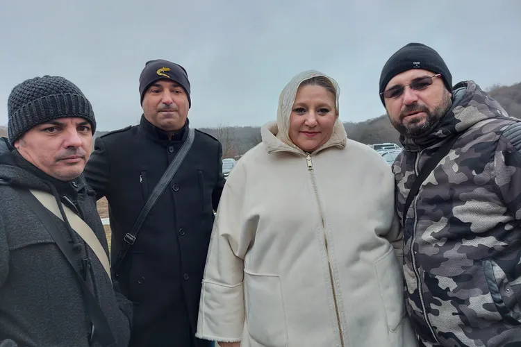 Șoșoacă amenință jurnaliștii cu pușcăria Foto: Facebook