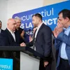 Bolojan îl felicită pe Ciprian Ciucu pentru victorie (sursa: Inquam Photos/Codrin Unici)