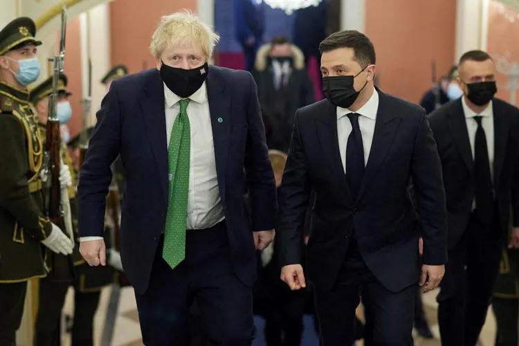 Boris Johnson: Pericol "clar" și "iminent" ca Rusia să atace Ucraina