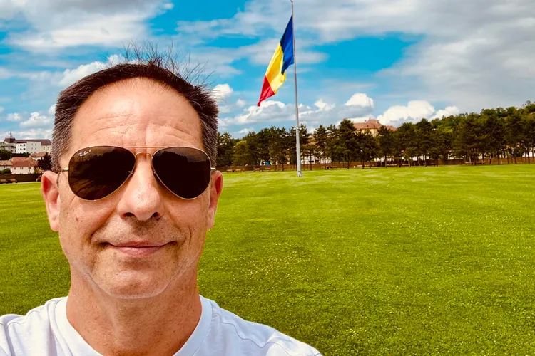 Dan Negru, vocea conspirațiilor online (sursa: Facebook/Dan Negru)