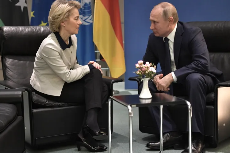 Schizofrenie la Moscova în legătură cu deschiderea ușii UE pentru Ucraina și Moldova: Putin spune că nu are nimic împotrivă, MAE rus denunță o "abordare agresivă"